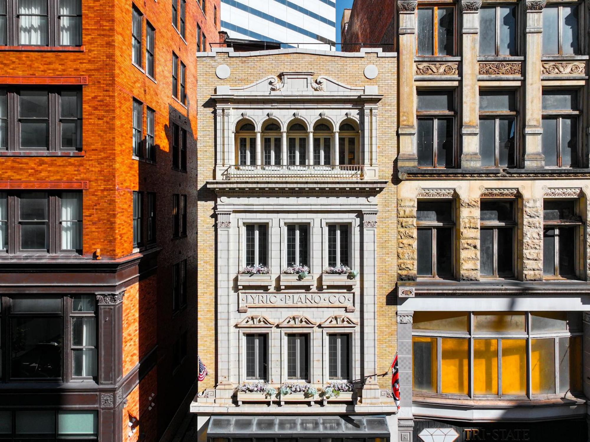 The Historic Lyric Penthouse With Private Rooftop Цинциннаті Екстер'єр фото