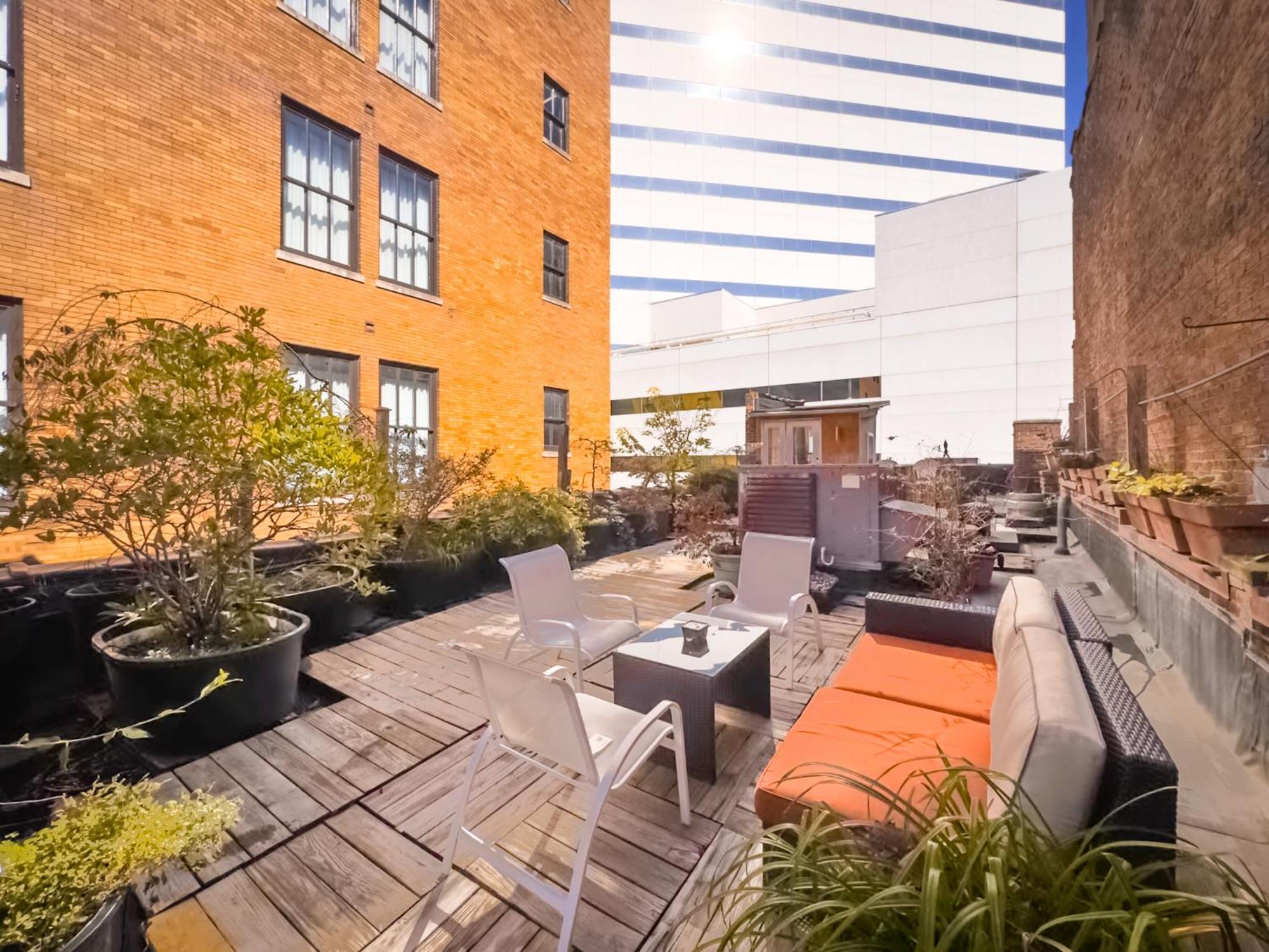 The Historic Lyric Penthouse With Private Rooftop Цинциннаті Екстер'єр фото